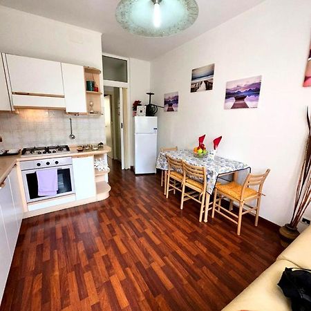 Ah Beach House Crociera Apartment Savona Exterior foto
